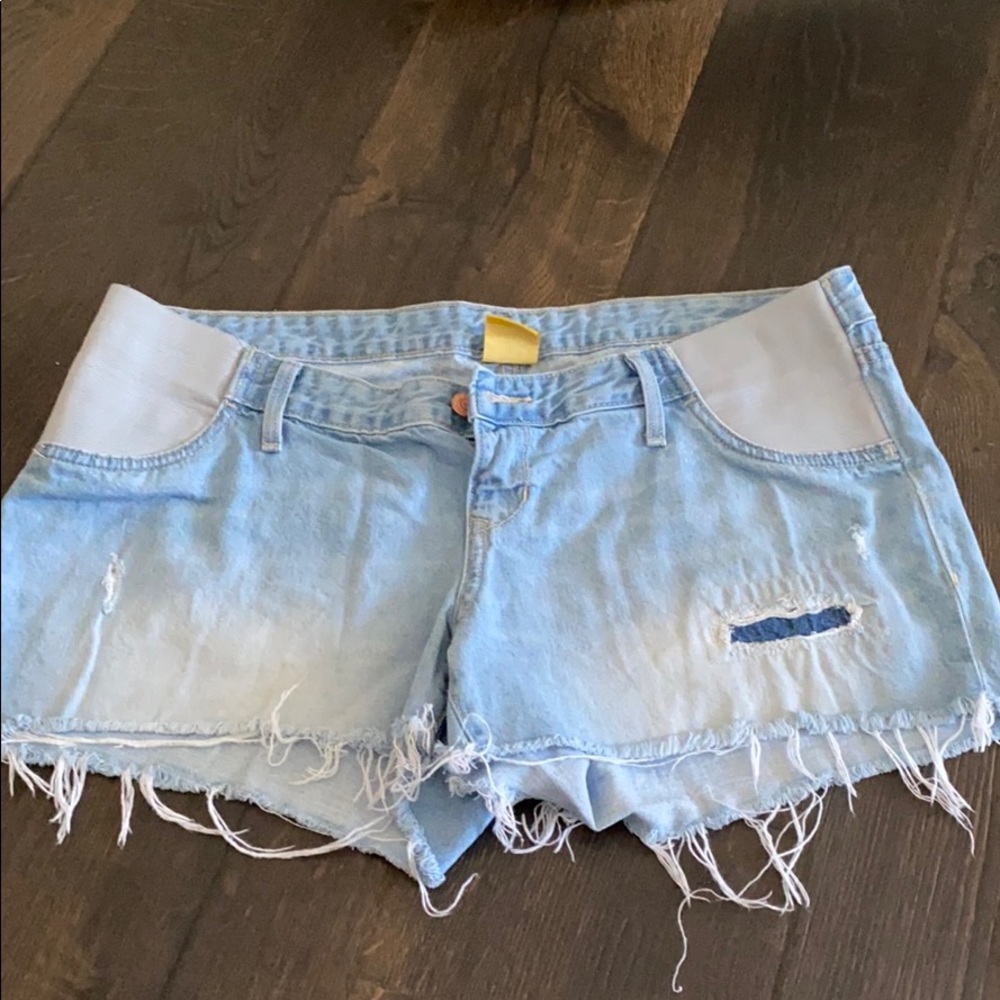 Blue jean cutoff maternity shorts